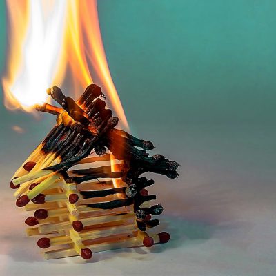 Tkanina trudnopalna – wszystko o trudnopalnych tkaninach i bezpieczeństwie Twoich mebli